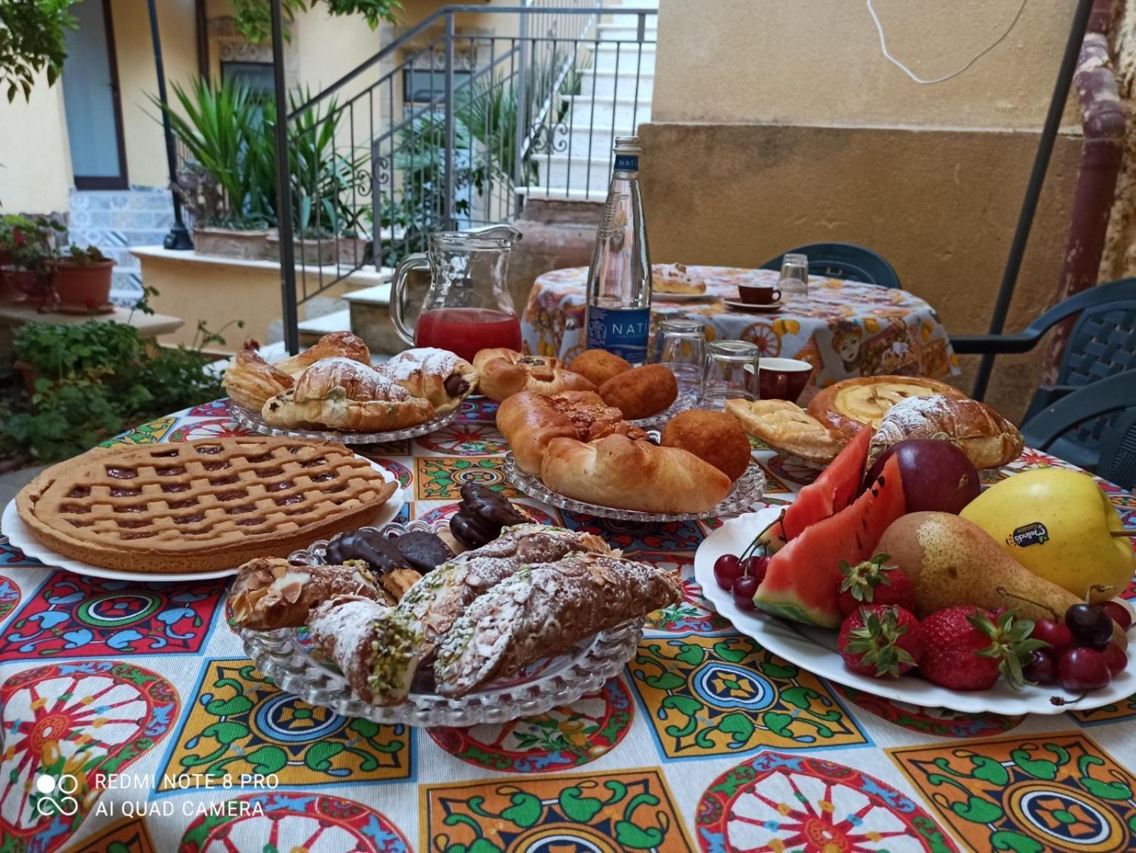 B&B Il Melograno Antico Con Terrazza E Giardino Agrigento Exterior photo